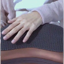 Travesseiro de massagem para pescoço aquecido.